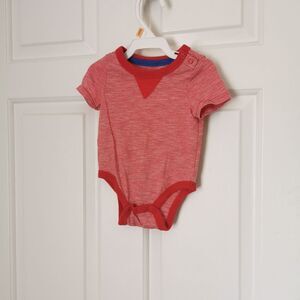5/$10 Oshkosh B'gosh short sleeve onesie size 0-3 m